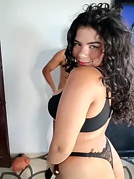 Simone Miller online show from April 12, 10:57 pm