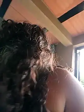 Simone Miller online show from January 14, 6:33 pm