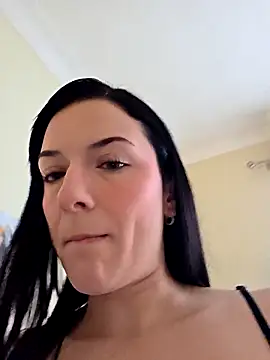 Evelyn Jade online show from February 1, 10:46 am