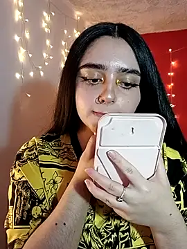 IvonneT online show from February 26, 5:13 am