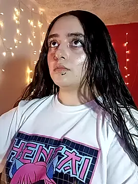 IvonneT online show from December 12, 10:52 pm