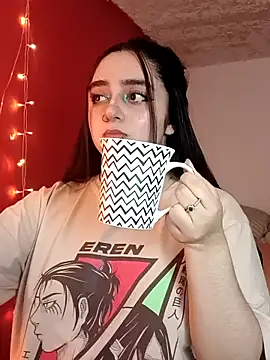 IvonneT online show from October 12, 10:11 pm