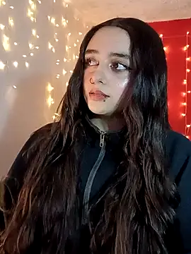 IvonneT online show from December 11, 5:00 am