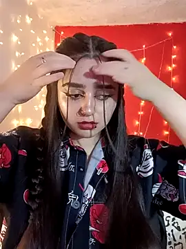 IvonneT online show from March 16, 8:10 pm