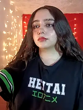 IvonneT online show from February 12, 5:05 pm