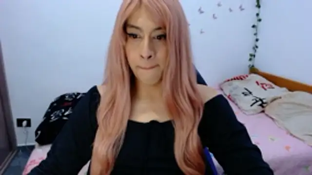 Snapshot of OriannaDomenechi chatting on June 1, 11:15 pm OriannaDomenechi online show from June 1, 11:15 pm