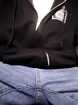 Snapshot of BIG-CkD_F chatting on December 17, 1:49 pm BIG-CkD F online show from December 17, 1:49 pm