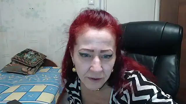 Snapshot of MilayaDFlow chatting on February 14, 3:15 pm MilayaDFlow online show from February 14, 3:15 pm