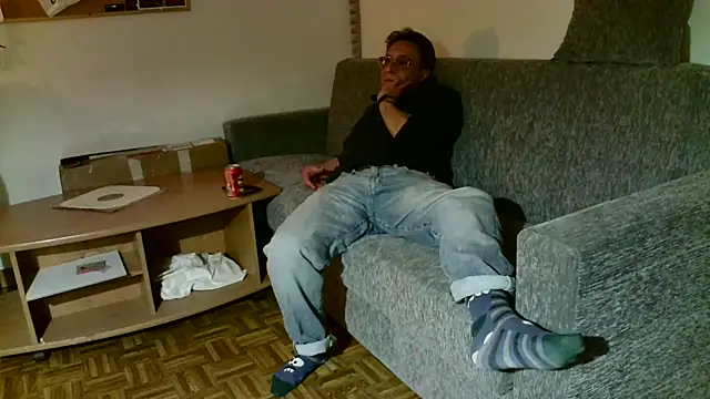 HETEREOMAN online show from January 17, 7:17 pm