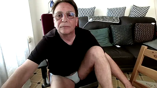 HETEREOMAN online show from April 13, 4:11 pm