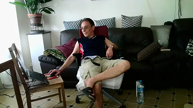 Snapshot of HETEREOMAN chatting on September 21, 4:01 pm HETEREOMAN online show from September 21, 4:01 pm