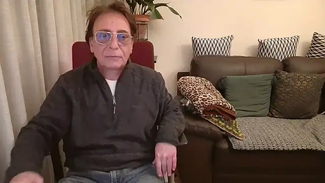 HETEREOMAN online show from November 30, 6:19 pm