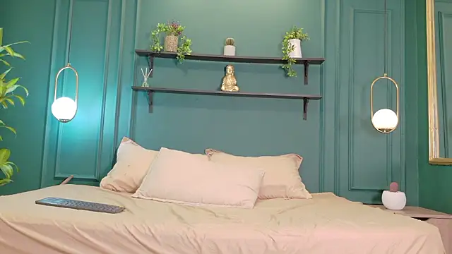 kathe hot online show from February 24, 10:32 pm