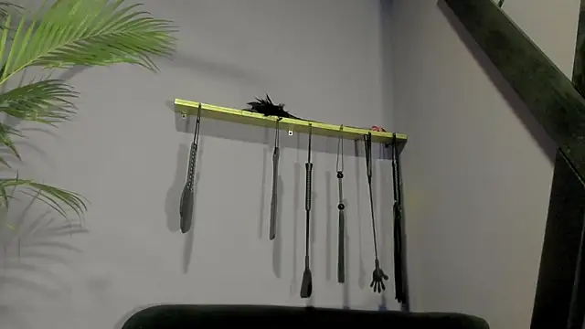 kathe hot online show from April 15, 7:51 pm