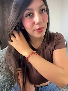 MiaJones21 online show from July 7, 9:51 pm