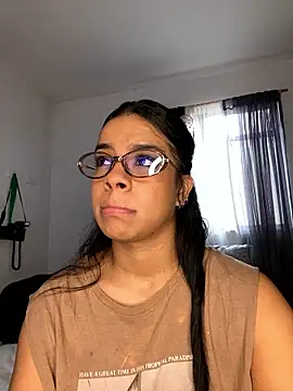 trianawhite online show from January 15, 3:04 pm