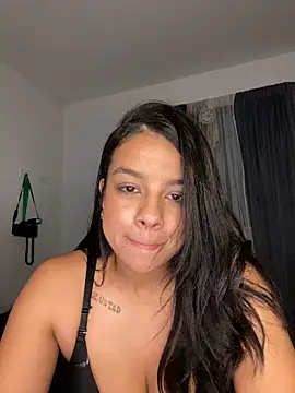 trianawhite online show from November 27, 2:12 am