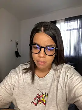 trianawhite online show from December 6, 4:12 pm