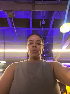 trianawhite online show from December 17, 8:54 pm