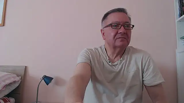 YOU6me online show from November 14, 8:18 am