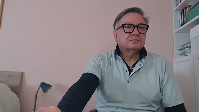 YOU6me online show from March 12, 9:24 am