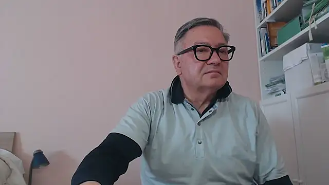 YOU6me online show from May 25, 8:13 am