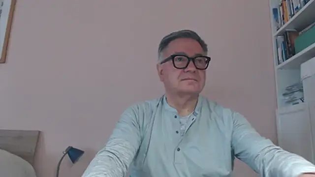 YOU6me online show from May 5, 8:50 am