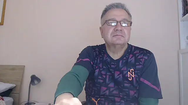 YOU6me online show from October 28, 4:28 pm