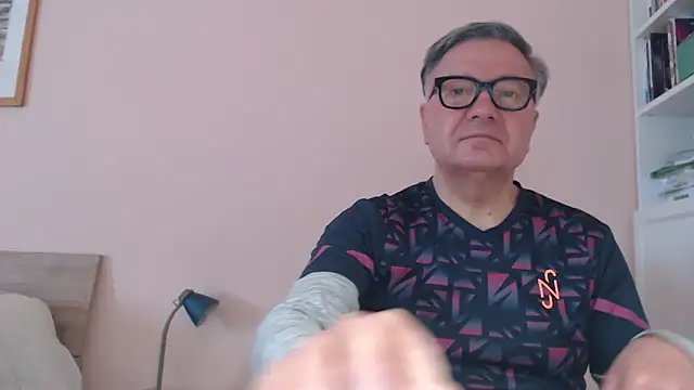 YOU6me online show from February 12, 8:58 am