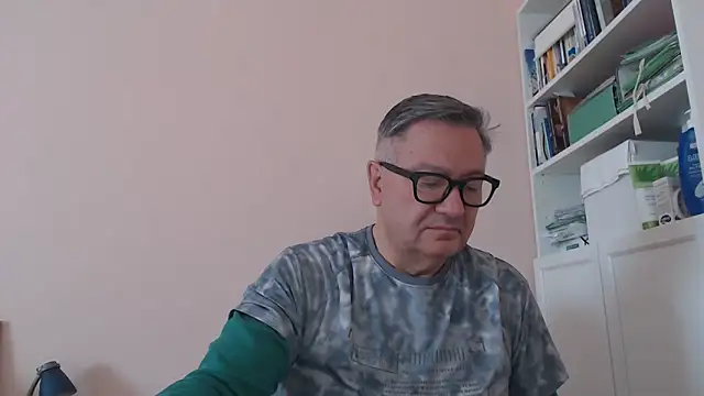YOU6me online show from May 18, 7:46 am