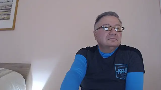 YOU6me online show from November 27, 2:39 pm