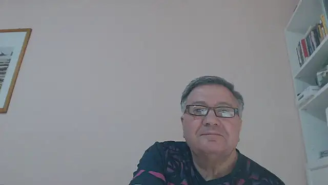 Snapshot of YOU6me chatting on March 12, 5:49 pm YOU6me online show from March 12, 5:49 pm