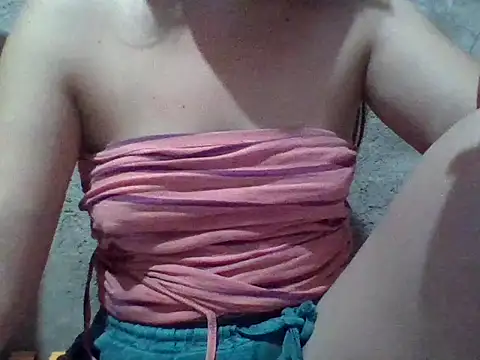 Beatrice143 online show from December 20, 10:45 pm