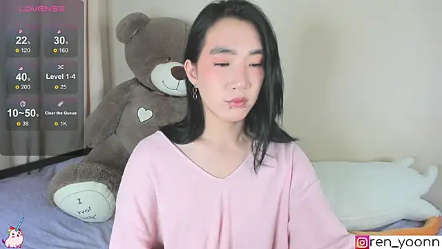 Snapshot of Ren_yoon chatting on November 6, 7:23 am Ren yoon online show from November 6, 7:23 am