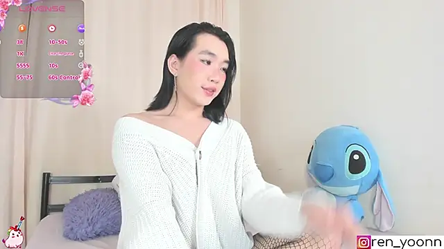 Snapshot of Ren_yoon chatting on February 9, 4:36 am Ren yoon online show from February 9, 4:36 am