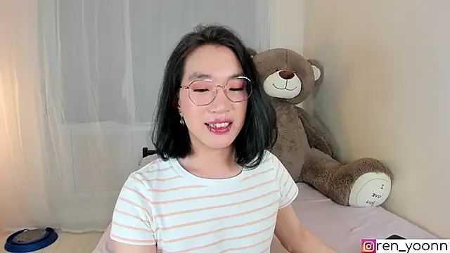 Ren yoon online show from July 2, 2:45 am