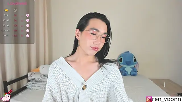 Snapshot of Ren_yoon chatting on September 11, 12:10 am Ren yoon online show from September 11, 12:10 am