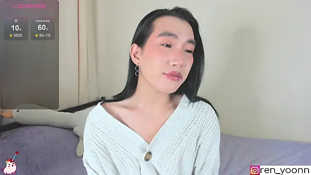 Snapshot of Ren_yoon chatting on November 11, 8:31 am Ren yoon online show from November 11, 8:31 am