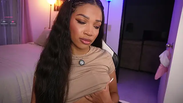 eimi space online show from November 18, 10:45 pm