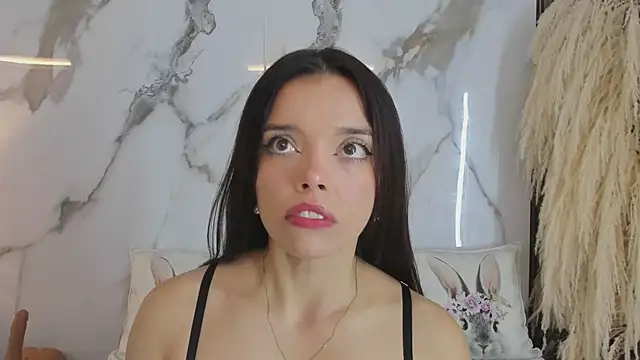 hannahill69 online show from March 15, 4:35 am
