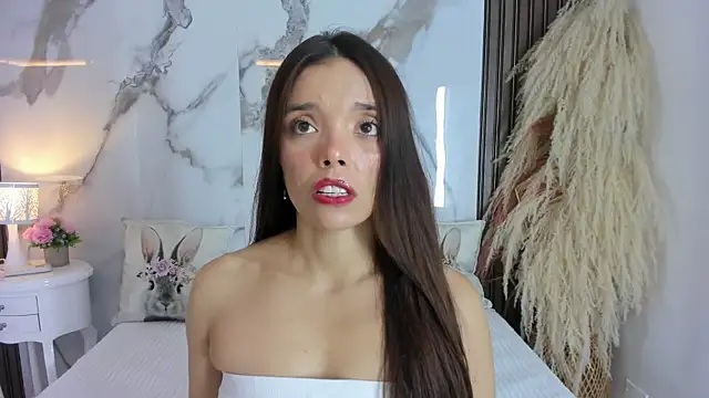 hannahill69 online show from February 17, 4:43 am