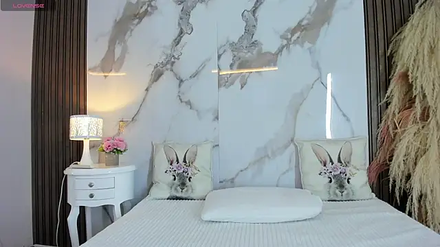 hannahill69 online show from March 3, 4:41 am