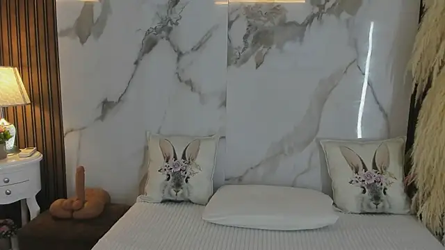hannahill69 online show from March 3, 4:43 am