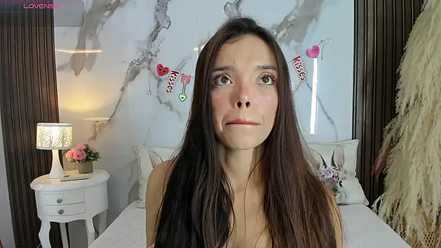 hannahill69 online show from February 14, 4:45 am