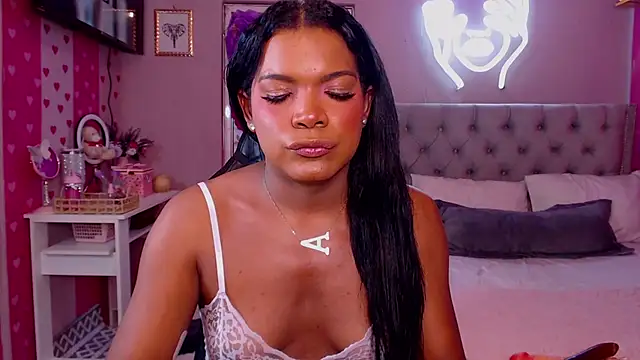 alexa rodriicum online show from May 15, 6:06 pm