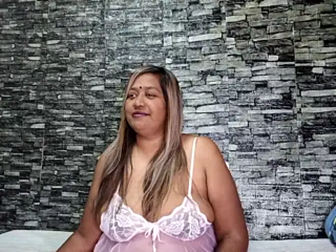 Mammabear 4u online show from June 4, 6:56 pm
