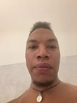 iamrafaelhot online show from December 9, 7:39 pm