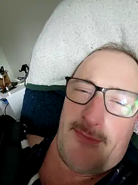 gdawg78 online show from November 21, 9:25 pm