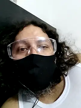 Snapshot of Andy0601 chatting on March 5, 2:19 am Andy0601 online show from March 5, 2:19 am