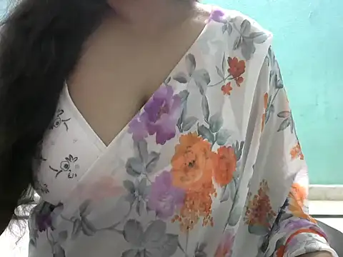 Snapshot of SexyRashmika chatting on September 27, 7:09 pm SexyRashmika online show from September 27, 7:09 pm